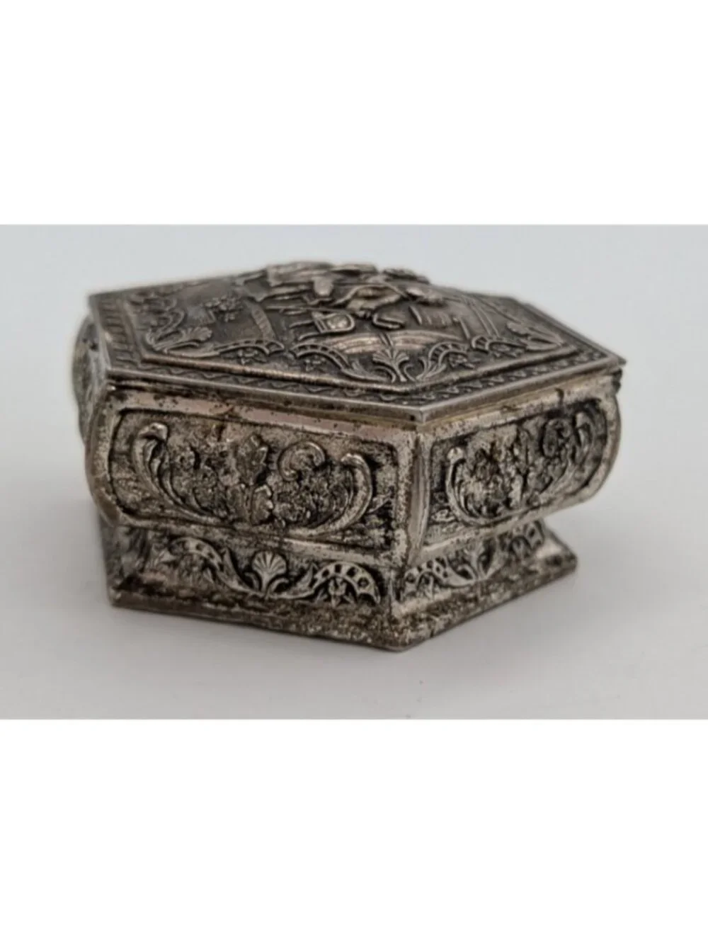 Vintage Hexagon Silver Plated Jewelry/Trinket Box - approx. 3